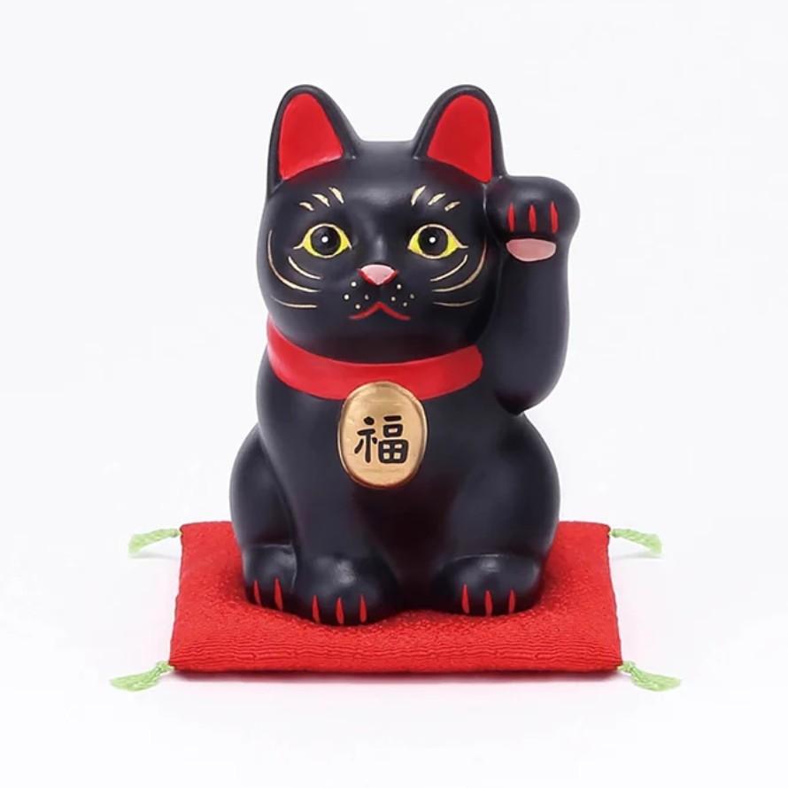 Figurine en céramique japonaise Maneki Neko Lucky Cat faite à la main noire 8 cm