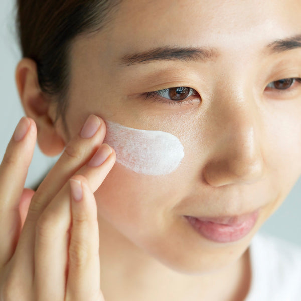 Naturaglace Skin Balancing Makeup Base SPF31 25ml