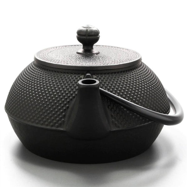 Iwachu Tetsubin Arare Patterned Cast Iron Kettle (IH Compatible) 0.9L