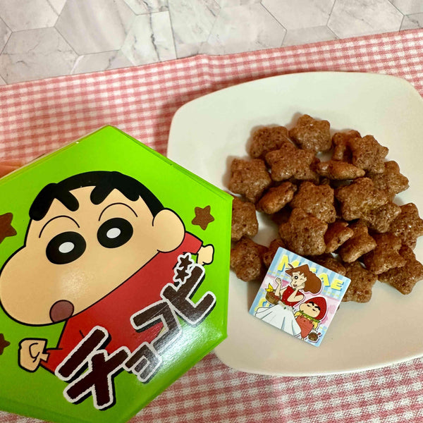 Tohato Chocobi Star Shaped Chocolate Corn Puff Snack + Shin-Chan Sticker 25g (Pack of 3)