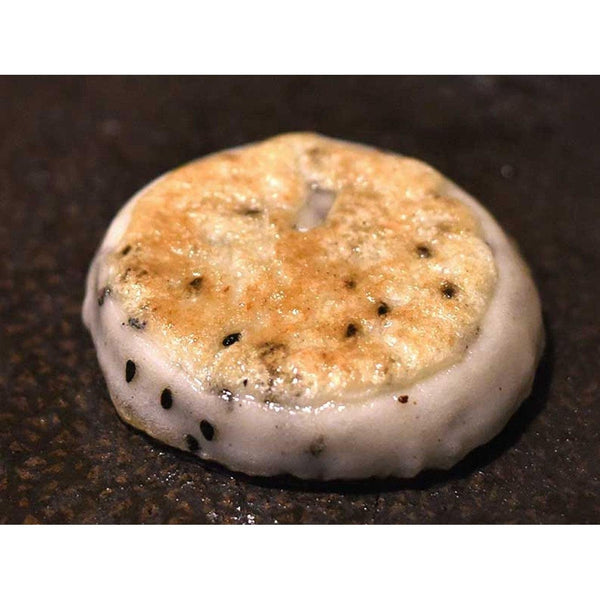 Usagimochi Azuki Bean Paste Filled Dried Mochi Snack Black Sesame Flavor 90g