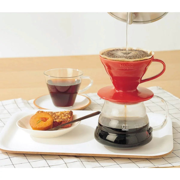 Hario-V60-Ceramic-Coffee-Dripper-1~4-Cups-Red-2-2024-08-14T05:07:22.928Z.webp