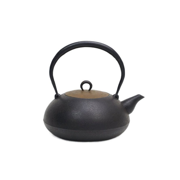 Iwachu-Handcrafted-Tetsubin-Induction-Cast-Iron-Kettle-1-3L-1-2024-05-29T03:33:38.839Z.jpg