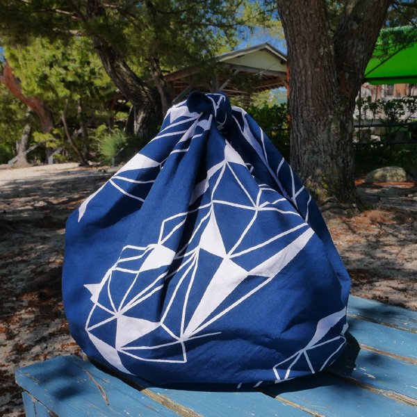 Kotonowa-Furoshiki-Origami-Large-Waterproof-Cotton-Wrapping-Cloth-6-2024-06-17T08:19:06.730Z.jpg