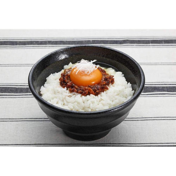 Momoya Rayu Chili Oil with Fried Garlic 110g