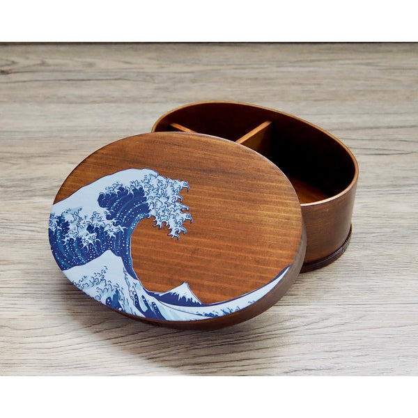 Wooden-Bento-Box-Great-Wave-Design-Japanese-Lunch-Box-700ml-3-2024-12-06T07:31:14.350Z.jpg